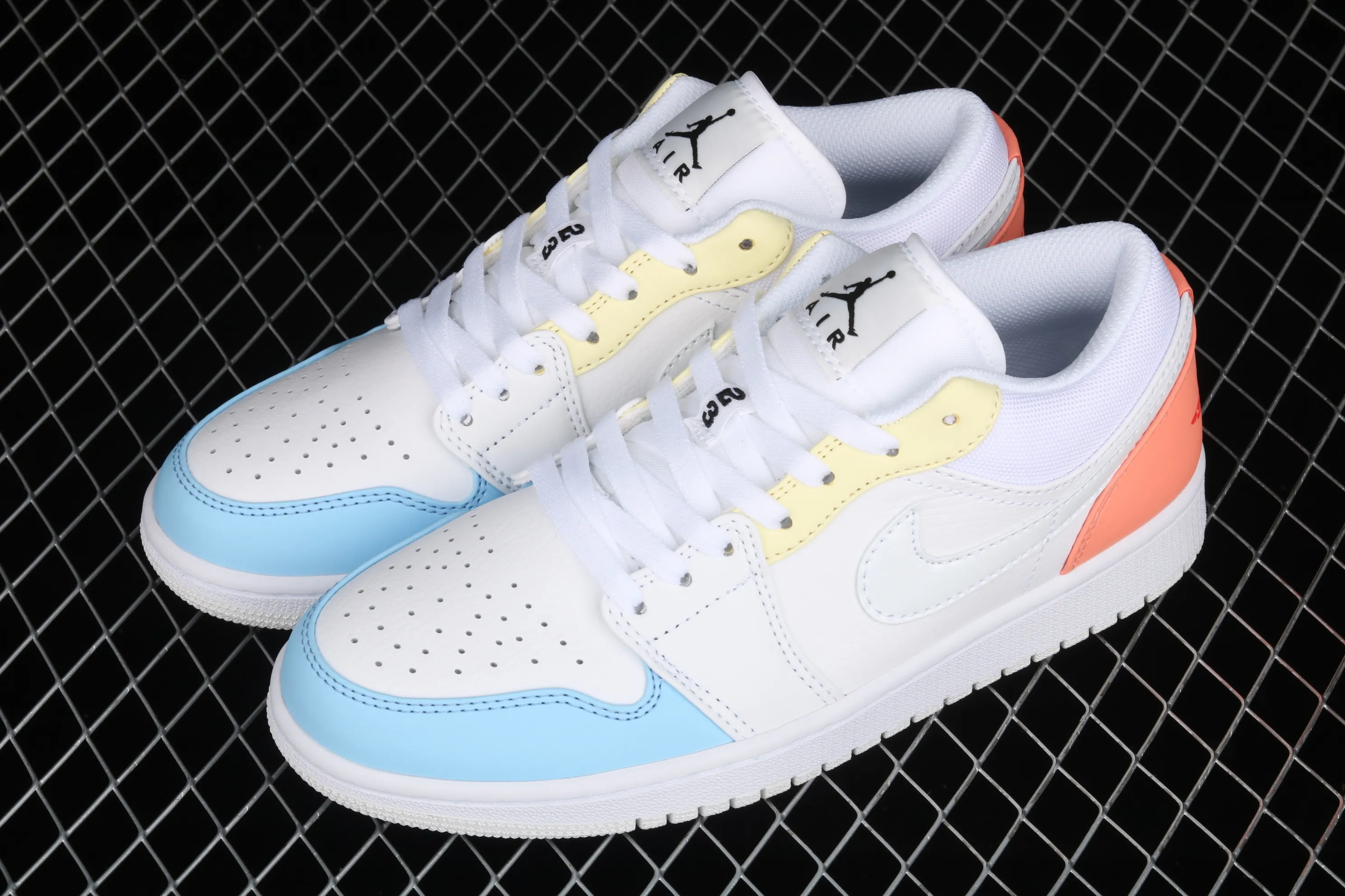All categories Air Jordan Jordan series basketball shoes Air Jordan 1 Low Air Jordan 1 Low AJ1 Joe 1 low-top cultural basketball shoes DJ6909-100